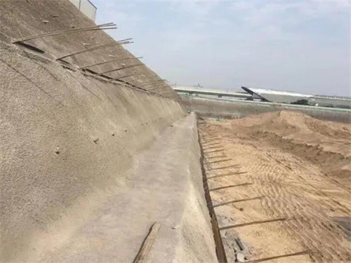 即墨河道边坡加固